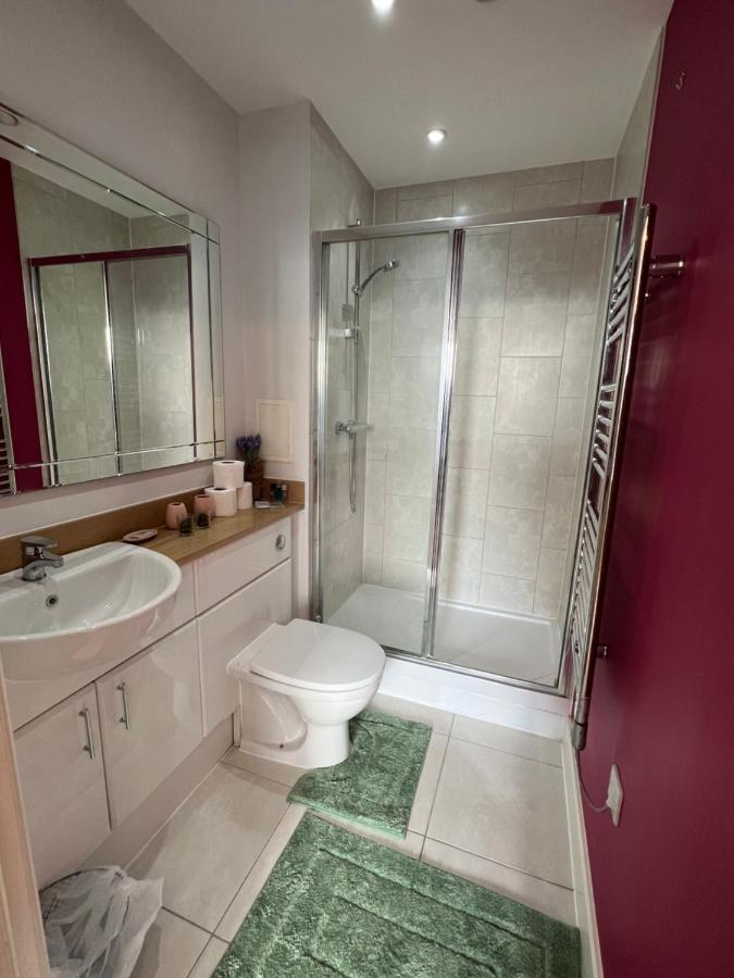 Appartamento Cityscape Serenity: 10Th Floor Oasis Near City Airport, Excel & 02 Londra Esterno foto